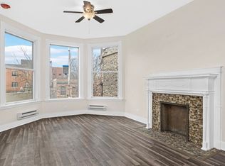 1035 W Grace St #1, Chicago, IL 60613