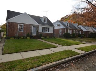 114 Kent Rd, Valley Stream, NY 11580