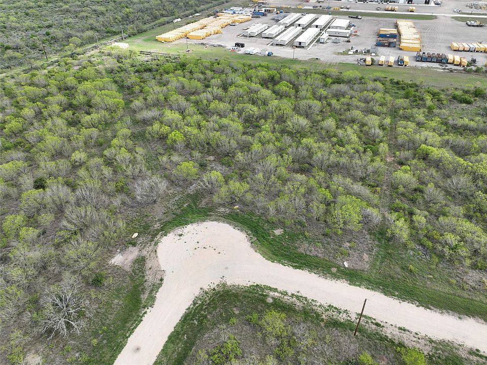 1st image of 2 Private Road Frio Ests