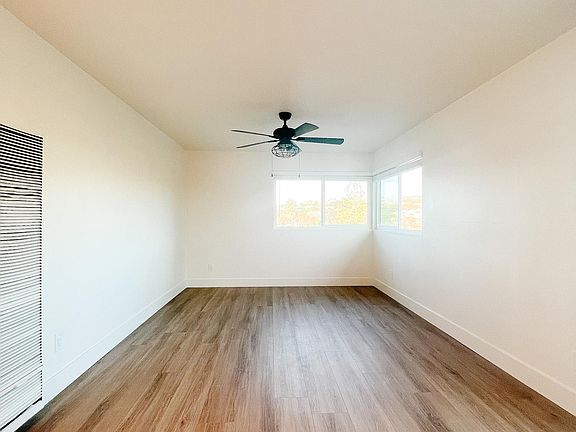 5th image of 698 Camino De Los Mares APT 4