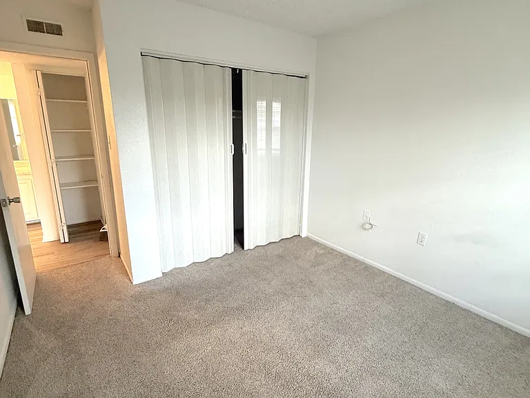 2515 N Alafaya Trl — Photo 6