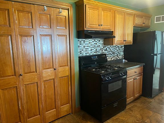 5th image of 1605 Prospect Ave