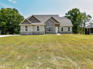 11290 Killarney Dr, Stanwood, MI 49346