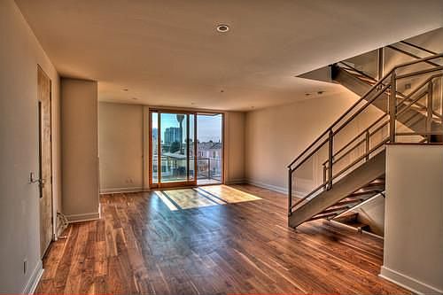 1st image of 414 W Juniper St