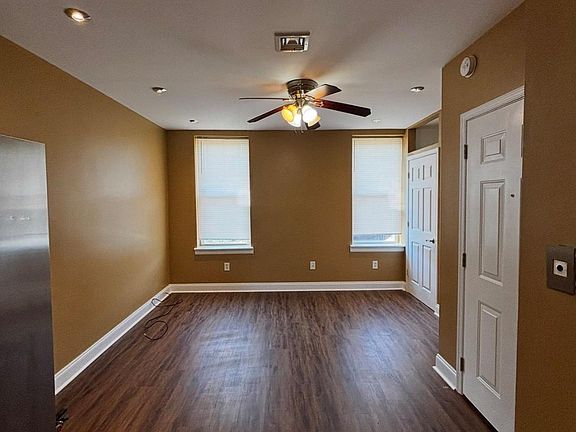 3rd image of 3111 W Montgomery Ave #2