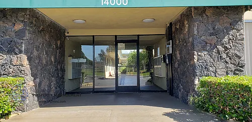 14000 Cordary Ave. Photo 1