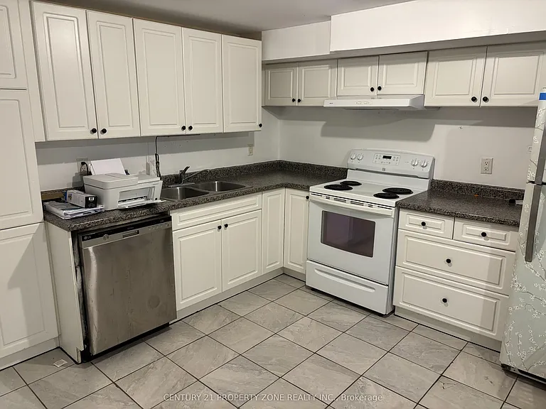 18 Jardine St #BASEMENT — Photo 3