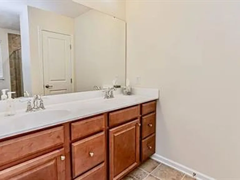 4 Glenside Dr — Photo 14