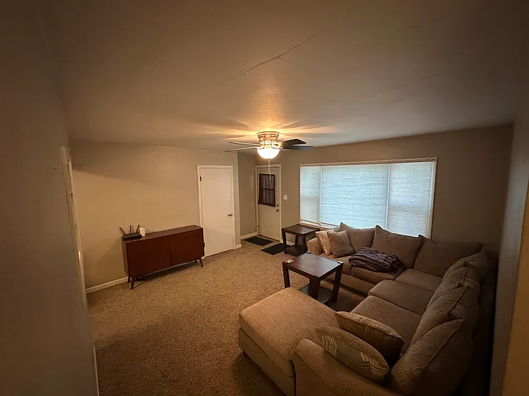 3003 Randolph St — Photo 3