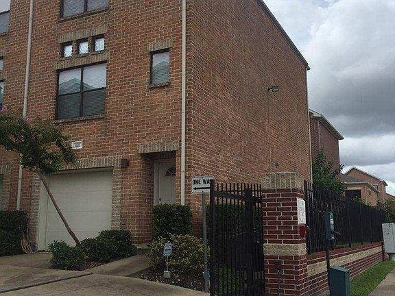2nd image of 3501 Link Valley Dr APT 901