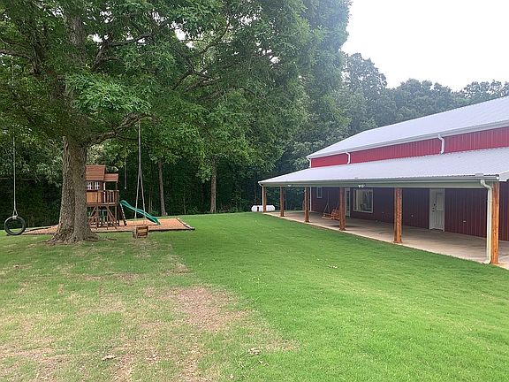 Left side with covered cedar