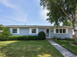2225 S 14th St, Manitowoc, WI 54220