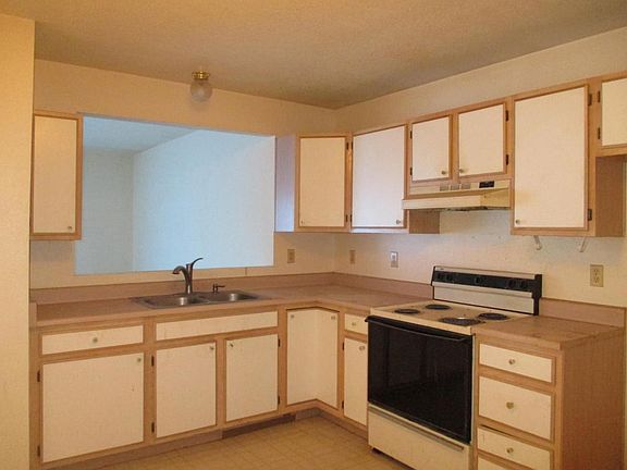 1620 Debra Pl., NE RR 177.JPG