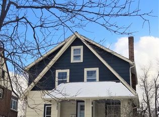 1019 Helmsdale Rd, Cleveland Heights, OH 44112