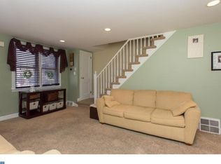 256 Westbrook Dr, Clifton Heights, PA 19018