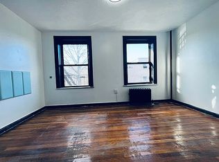 21-35 27th St #2BEE, Astoria, NY 11105