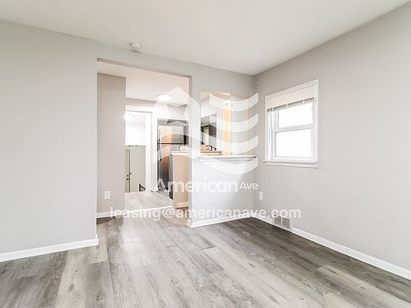 608992_003_living_room_13893222.jpg