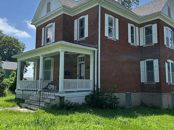 3431 W Ely Rd, Hannibal, MO 63401