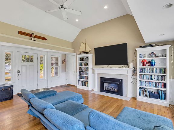 2nd image of 273 Bishops Terrace