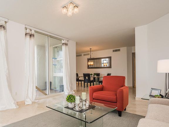 4th image of 550 Okeechobee Blvd APT 610