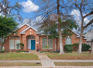 921 W Muirfield Rd, Garland, TX 75044