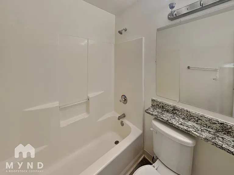 5561 Northcut Dr — Photo 12