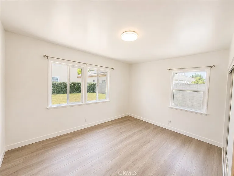 5315 Golden West Ave — Photo 9