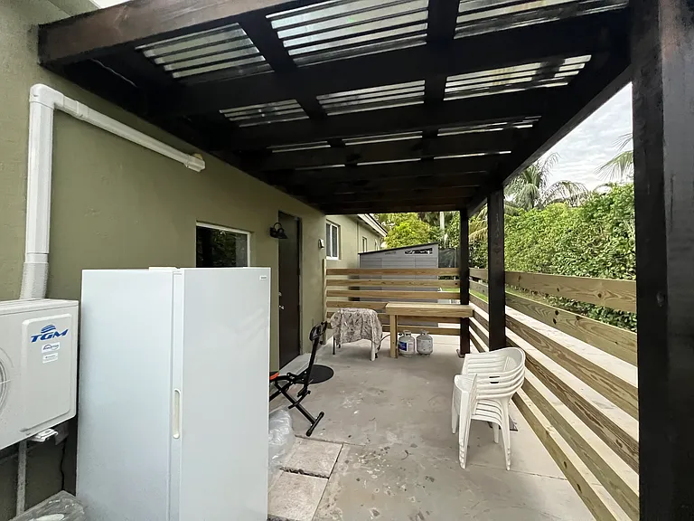 13001 SW 185th Ter — Photo 8