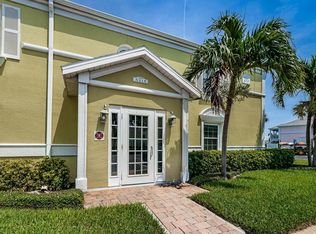 5215 Coquina Key Dr SE APT B, Saint Petersburg, FL 33705