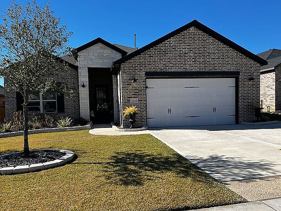 2nd image of 3904 Eskew Dr