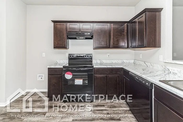 27 Erwin Dr — Photo 10