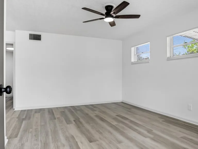 2149 Corot Dr — Photo 9