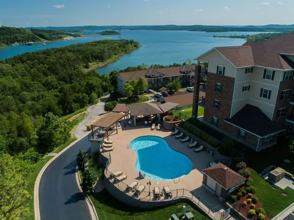 325 Majestic Dr, Branson, MO