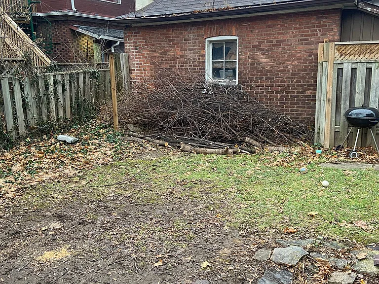 16 Eastbourne Ave #MAIN FL — Photo 17