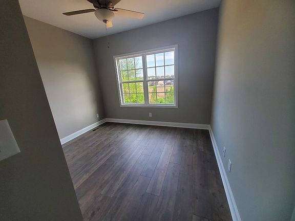 4th image of 636 Farmington Lot 636