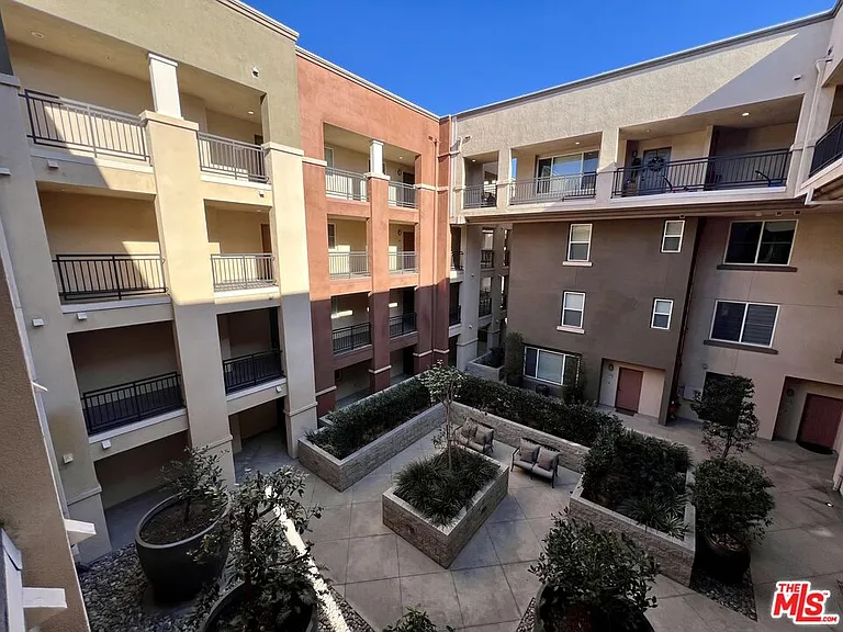 6020 Seabluff Dr #302 — Photo 11