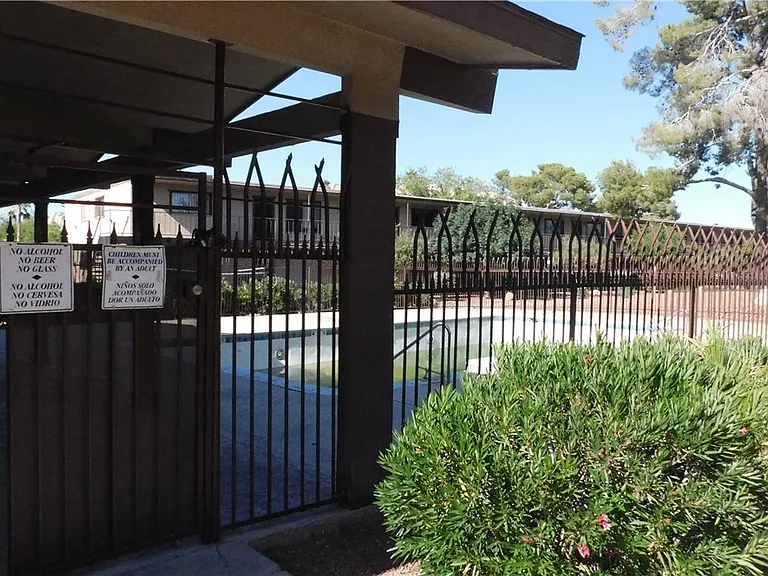 565 S Royal Crest Cir #13 — Photo 19