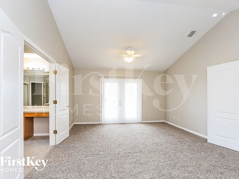 2520 Yukon Cliff Dr — Photo 8