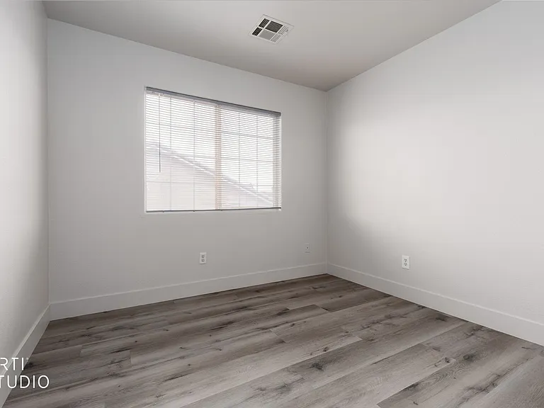 151 N Dairy Ln — Photo 13