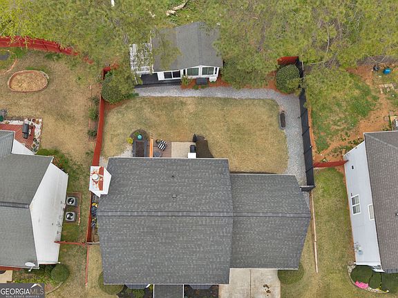 3rd image of 2732 River Tree Dr
