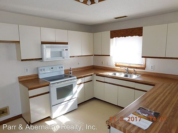 5th image of 103B S Marion Ave