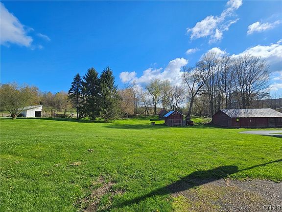 3rd image of 7779 S Hamilton Rd