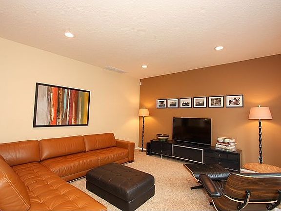 3rd image of 4315 NE 141st Cir