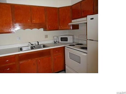 1st image of 7420 Hazelcrest Dr APT D