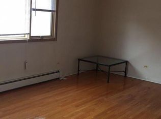 933 S Cora St #2N, Des Plaines, IL 60016