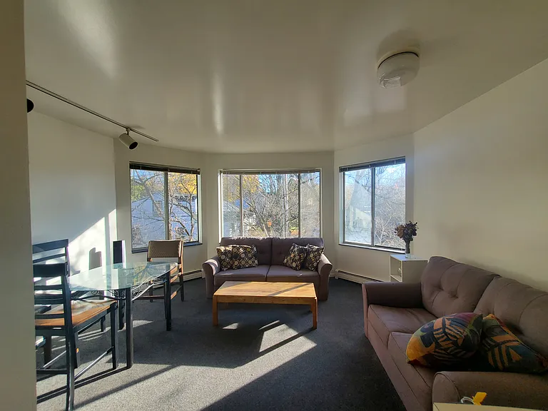 204 Miller St #E — Photo 1