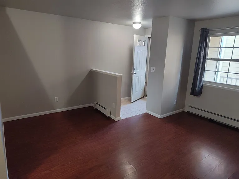 1865 Terry St #4 — Photo 6