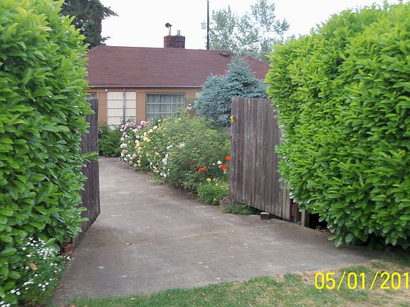 2nd image of 11035 Parkview Ave S