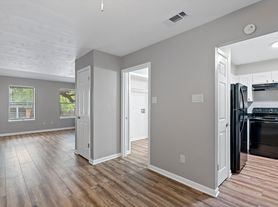 Oak Creek Condos