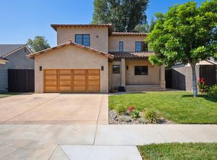 22030 Providencia St, Woodland Hills, CA 91364